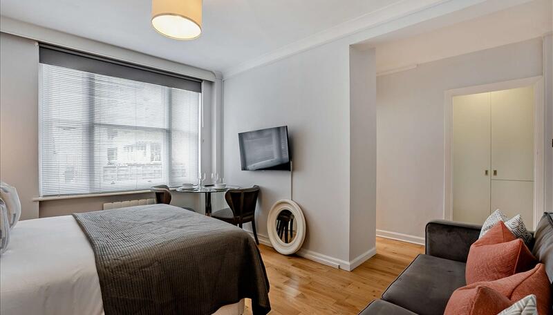 39, Hill Street, London, London